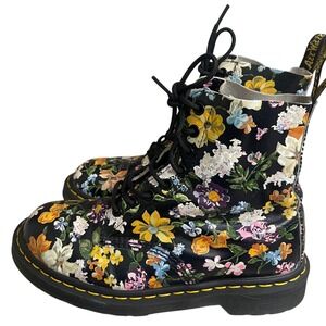 Dr Martens Darcy Floral Boots Black Multi Flower Lace Up AirWair Women Size 7
